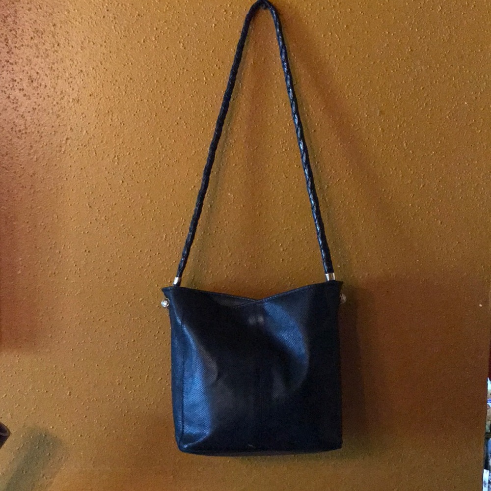 Vintage Bottega Veneta Black Bucket Shoulder Bag - Picture 5 of 9